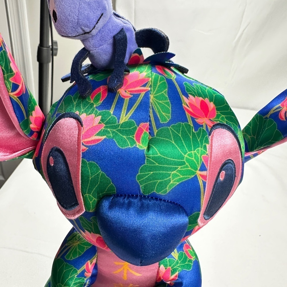 NWT - RARE Limited Edition Stitch Crashes Disney MULAN (12 of 12) - Picture 7 of 7